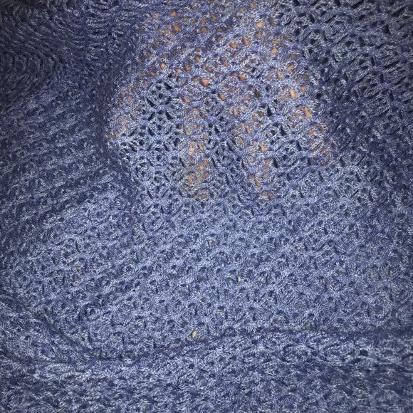 Periwinkle sweater - Picture 3 of 4